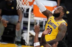 开云体育直播-巴西男篮鏖战国王，浓眉关键制胜