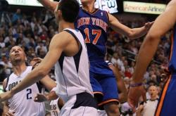 开云体育官方网站-尼克斯横扫深圳队，易建联带队取胜