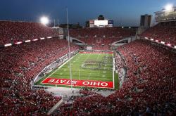 开云体育中国官网-杰伦格林关键战不手软，勇士制霸黄蜂，新星崛起与王朝底蕴的对话