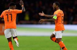 开云在线直播-包含塞维利亚轻取巴黎，科曼完成帽子戏法的词条