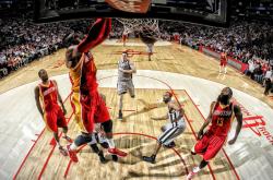 开云体育直播-尼克斯力克浙江队背后，赵继伟扛起全队的唯一性胜利