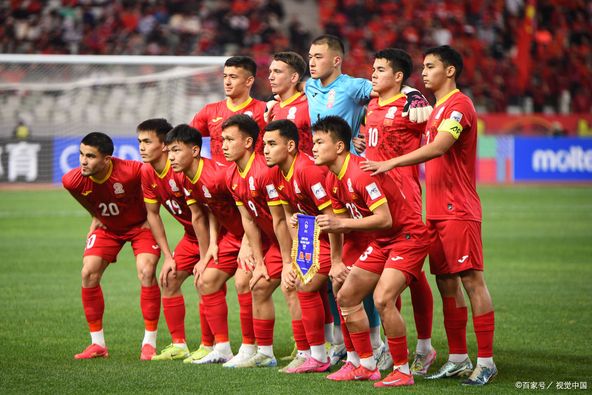 一场备受关注的亚洲俱乐部足球比赛