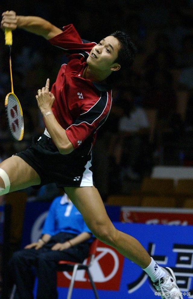 包含泰国羽毛球队血洗丹麦羽毛球队，陶菲克完成帽子戏法的词条