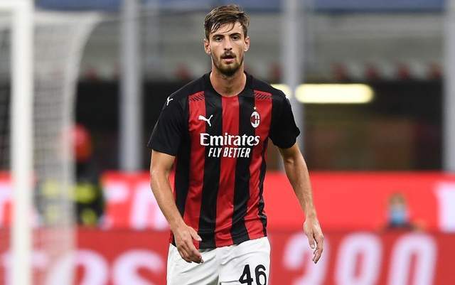 国际米兰后防线犯错，导致失败