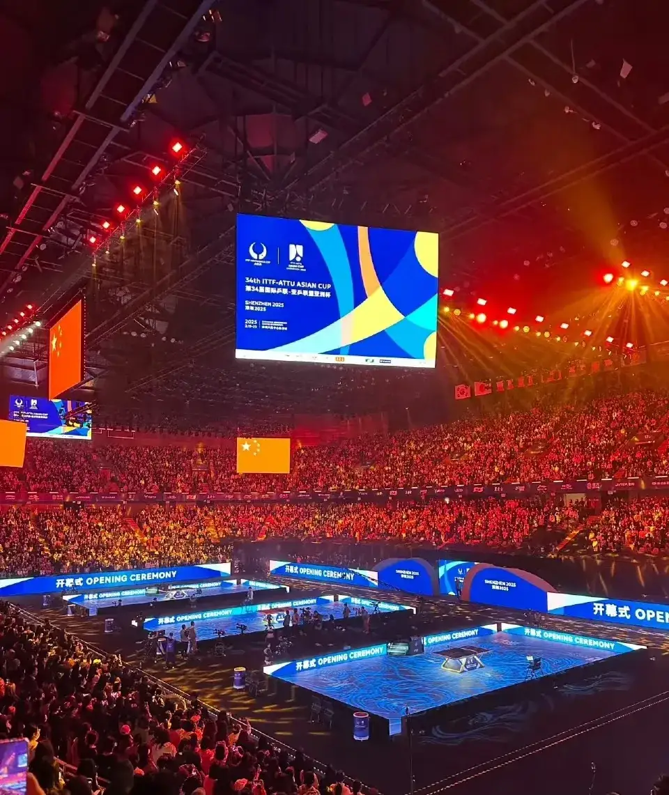 精彩瞬间频现,球场气氛火爆的简单介绍 精彩瞬间频现,球场气氛火爆的简单介绍