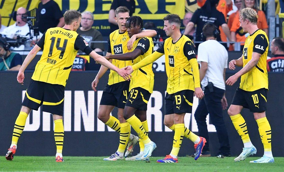 包含斯图加特队主帅被媒体解雇,球队面临换帅危机的词条 包含斯图加特队主帅被媒体解雇,球队面临换帅危机的词条