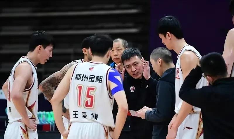 双方实力对比，胜负悬念难解