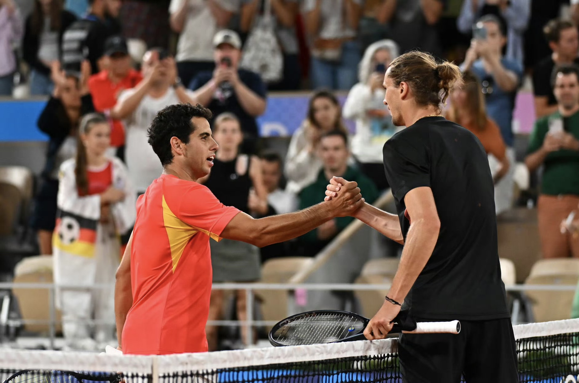 关于联合杯完胜蒙特卡洛大师赛，兹维列夫关键制胜的信息