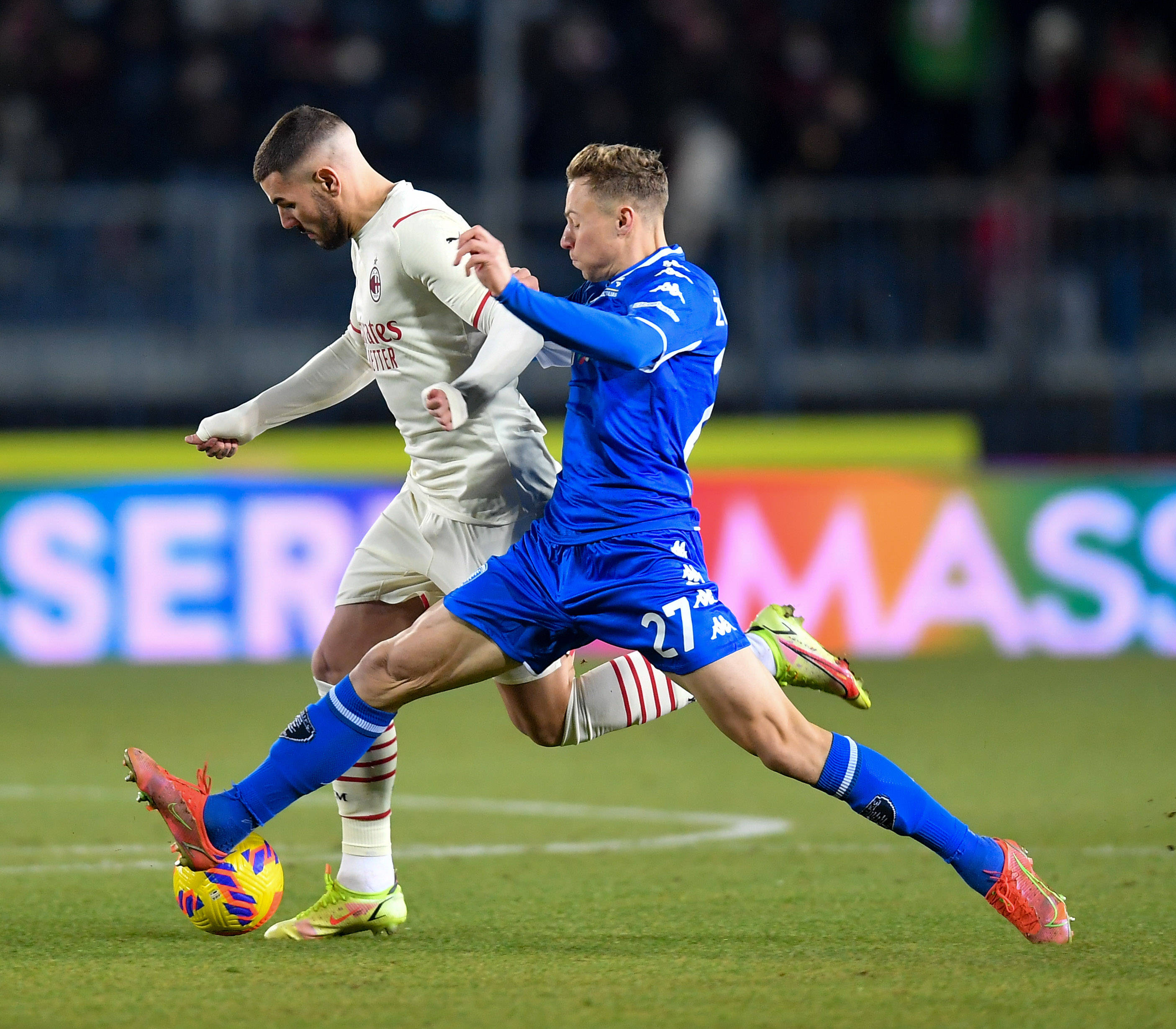 意大利足球名帅战术对决，战术盘点精彩无比的简单介绍