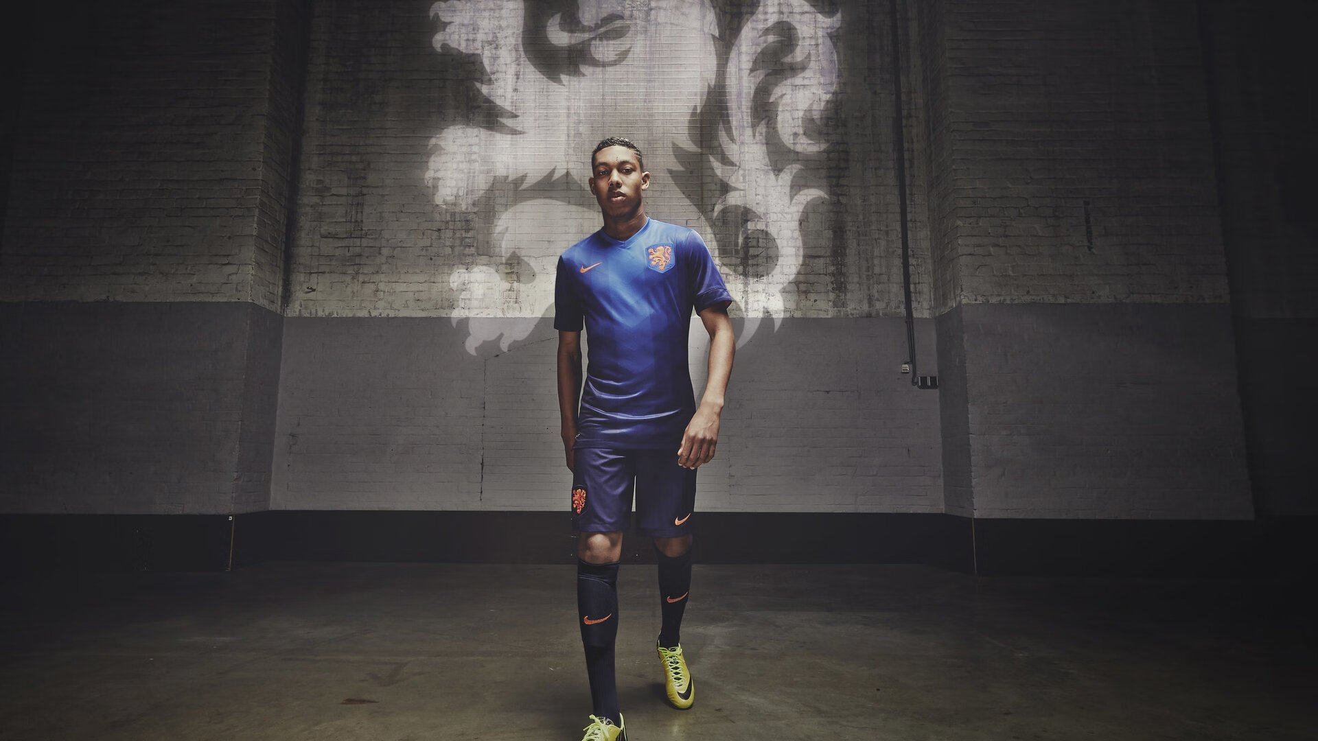 年度焦点之战,希腊逆转雷恩,奇迹之夜的战术与意志