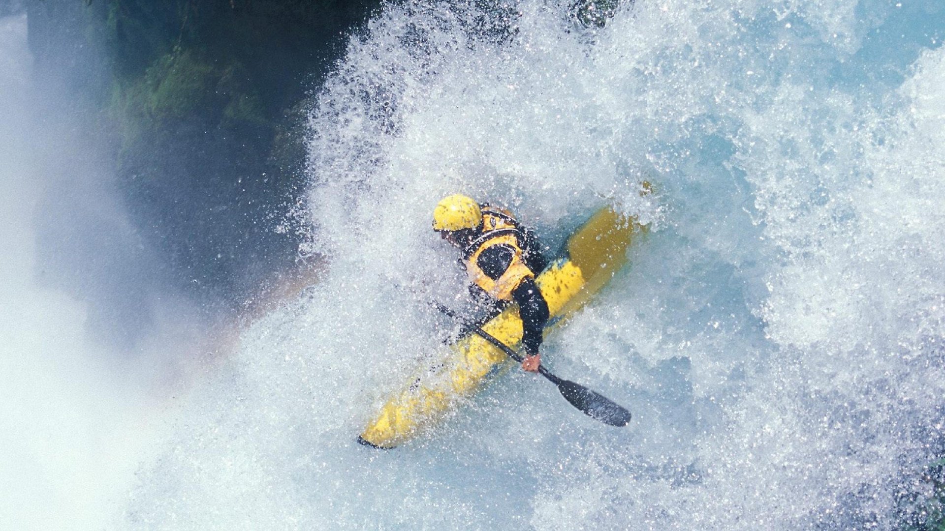 逆境中的蓝色火焰,阿克压力下的那不勒斯救赎之战