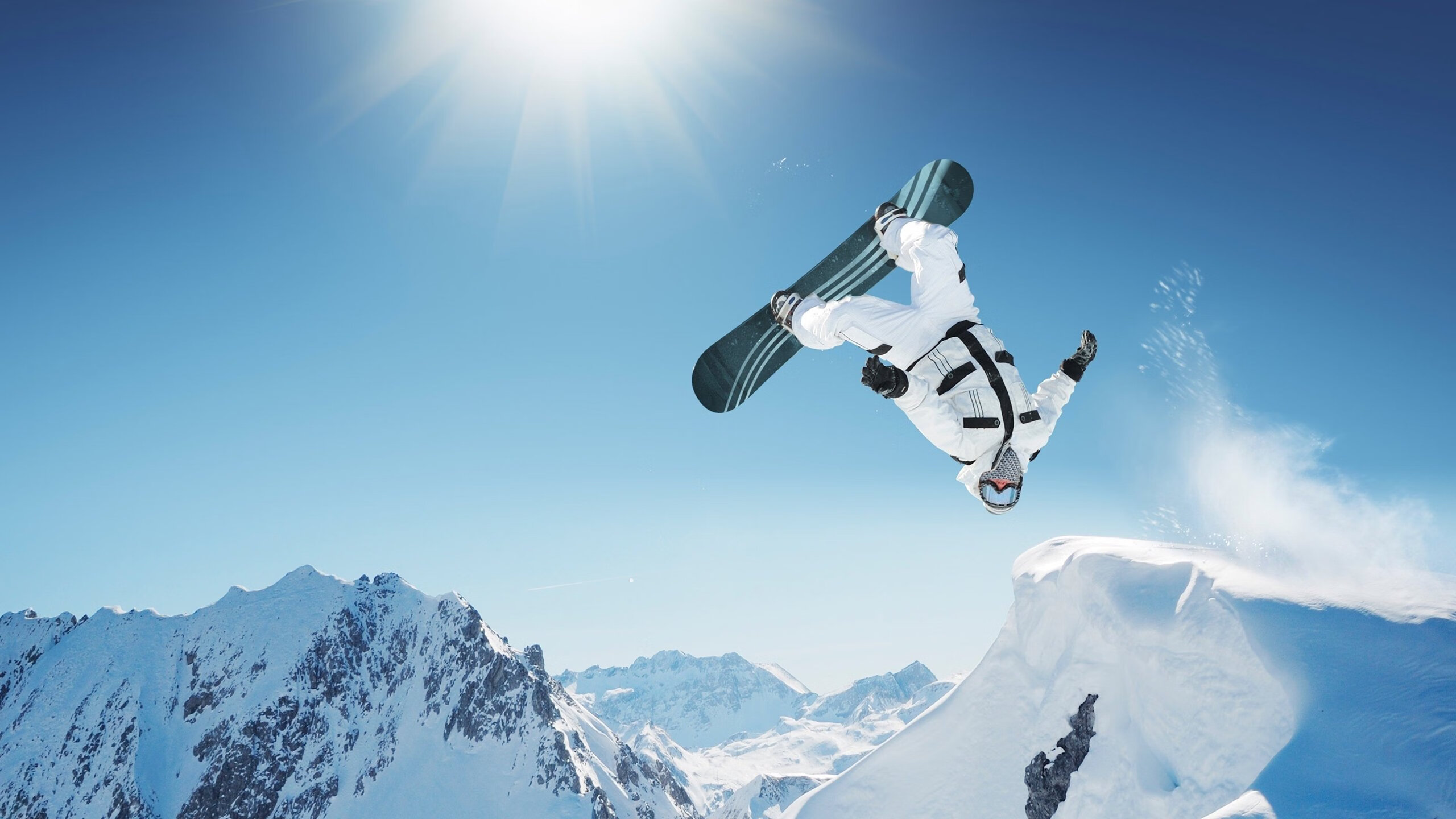 当NBA季后赛的战术板遇上比利时血拼伊拉克—竞技场上的唯一性启示